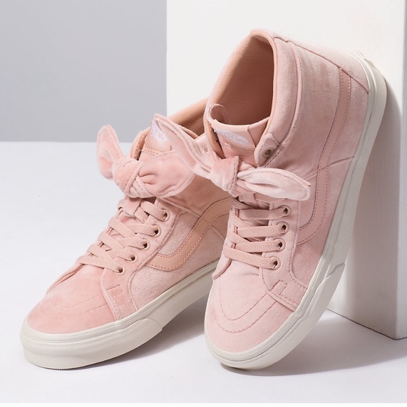 pink bow vans